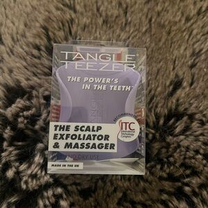 TANGLE TEEZER The Scalp Exfoliator & Massager